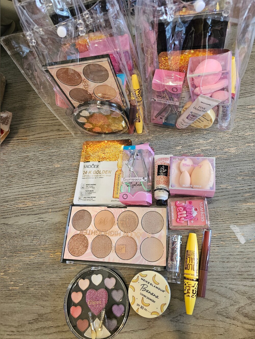 Makeup Mixed of 11 Pc makeup lot lip,eye,blush,mascara, cream.